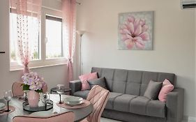 Apartment Laura